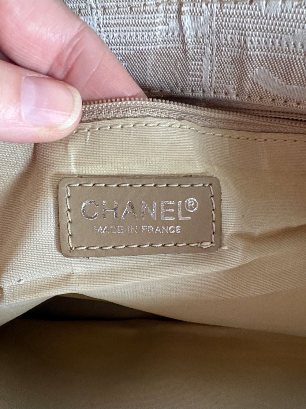 Chanel Travel Ligne Tote Bag - Neutral - Picture 8 of 16